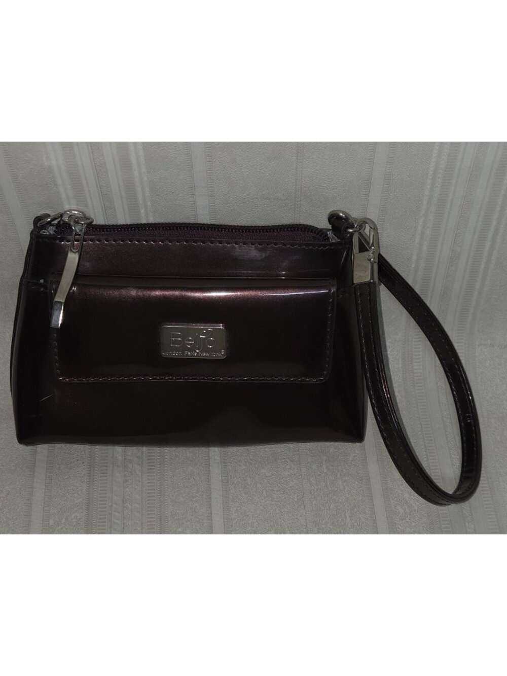 Beijo Mini Purse Handbag , Wristlet